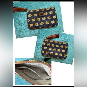 Dooney & Bourke Notre Dame Clutch Purse. Authentic. Never used.